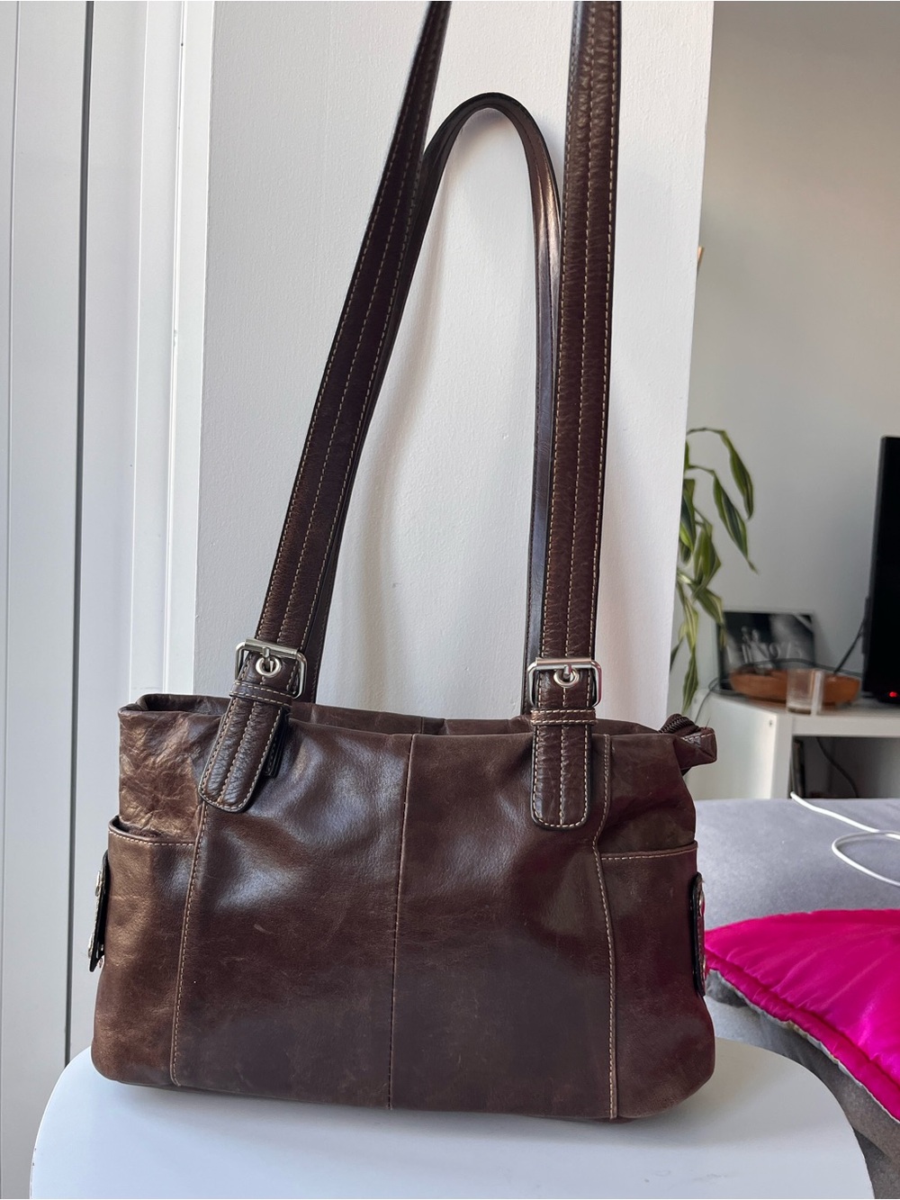 90s Vintage Chocolate Brown Leather Shoulder Bag